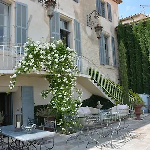 Le Petit Chateau Frühstückspension Châteauneuf-de-Gadagne