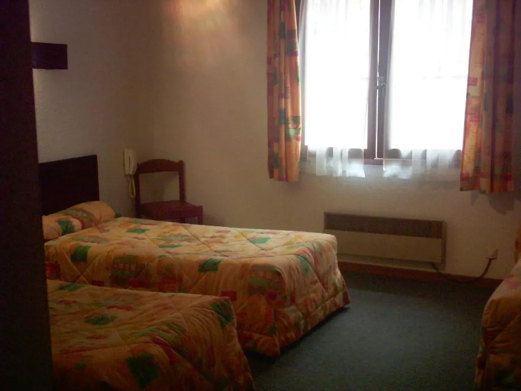 **  Hotel Sainte Agnes Lourdes France
